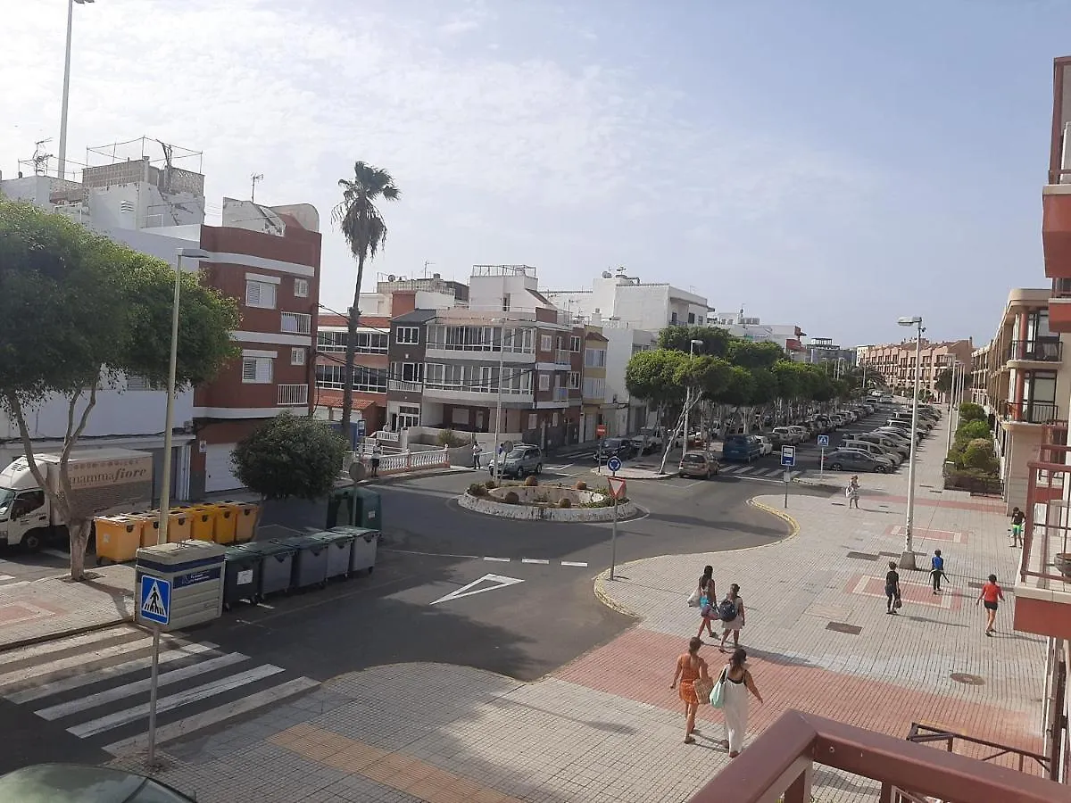 El Apartamento De Matita - Free Parking And 1' Beach Apartment Telde